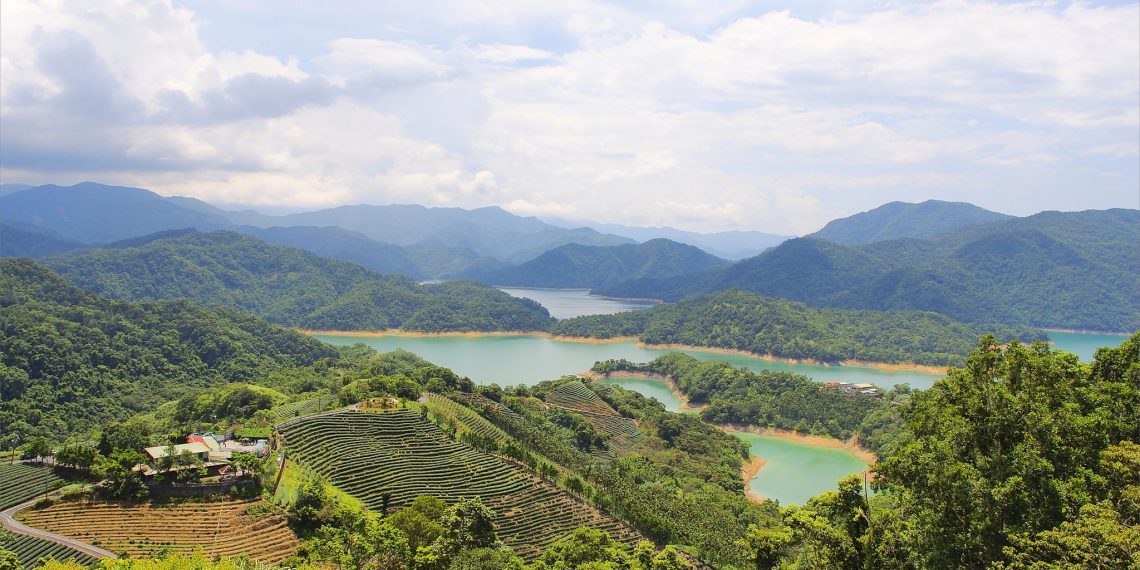 【台北 Taipei】唯美的私房祕境景點 石碇千島湖 八卦茶園 台北版小日月潭