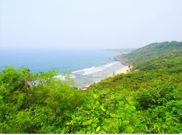 【小琉球 Liuchiu】租摩托車環島慢遊小琉球景點整理 花瓶岩 美人洞 威尼斯海灘 旅遊部落格
國內外旅遊 美食餐廳 攝影