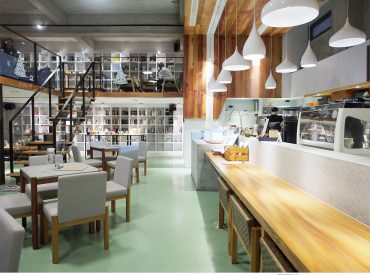 【台東 Taitung】墾墨咖啡Community Cafe’老廠房改裝 品嚐好咖啡與甜點的午茶時光 旅遊部落格
國內外旅遊 美食餐廳 攝影