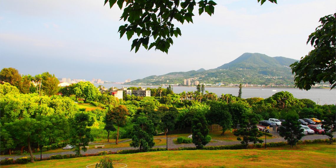 【台北 Taipei-Tamsui】眺望淡水河畔的絕佳視野 媽媽嘴咖啡淡水樂活店